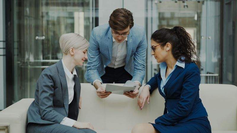 株式会社ネクストブリッジ・コンサルティング 13
